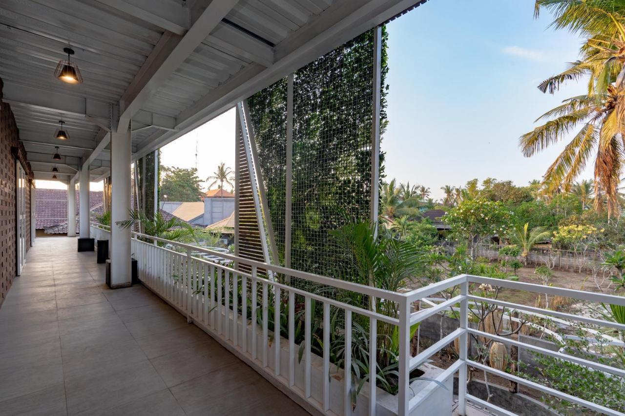 Good Cheer Hostel Nusa Lembongan  Ngoại thất bức ảnh